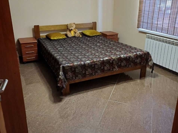 Дава се под наем Етаж от къща в София, Левски - 45 кв.м за 350 € - Снимка #1