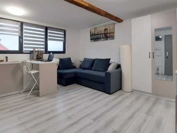 Дава се под наем Едностаен апартамент в Пловдив, Младежки Хълм - 40 кв.м за 168.3 € - Снимка #1