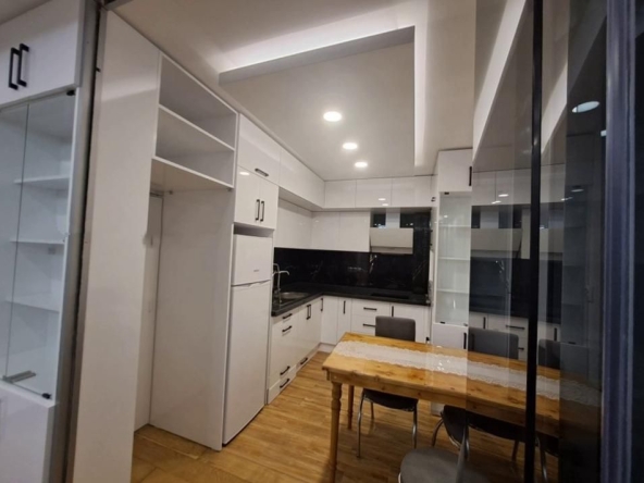 Дава се под наем Двустаен апартамент в София, Връбница 2 - 65 кв.м за 647.19 € - Снимка #1