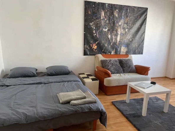 Дава се под наем Двустаен апартамент в Пловдив, Южен - 60 кв.м за 270.3 € - Снимка #1