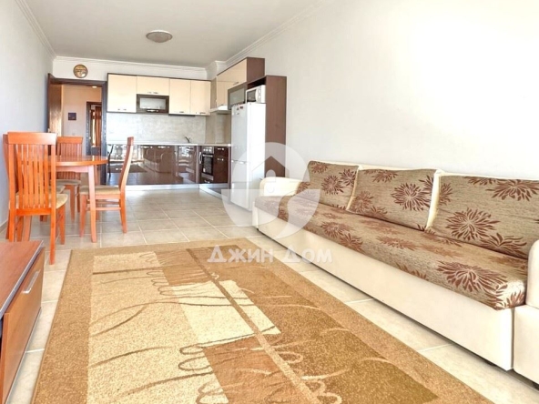 Тристаен апартамент в Свети Влас - 86 кв.м за 1687 €/кв.м - Снимка #1