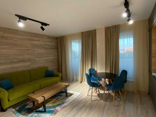 Дава се под наем Двустаен апартамент в София, Витоша - 72 кв.м за 498.27 € - Снимка #1