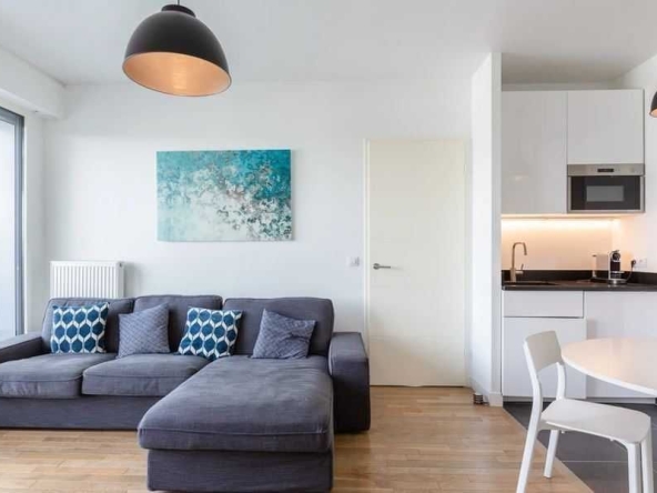 Двустаен апартамент в София, Дианабад - 74 кв.м за 2014 €/кв.м - Снимка #1