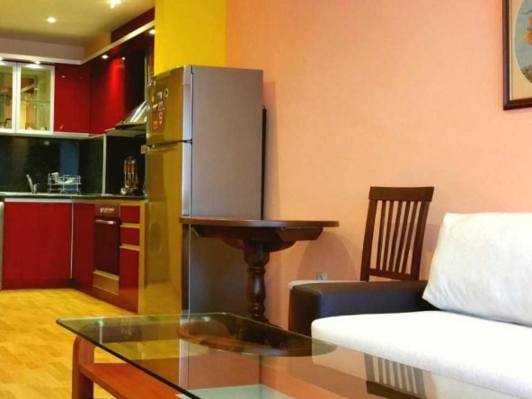 Дава се под наем Двустаен апартамент в Пловдив, Център - 65 кв.м за 209.1 € - Снимка #1