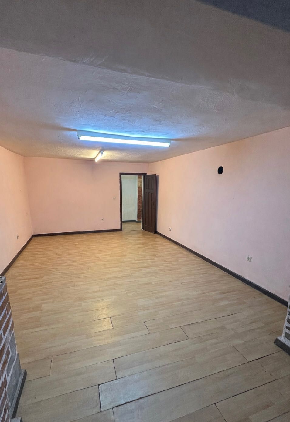 Дава се под наем Склад в София, Борово - 50 кв.м за 398.82 € - Снимка #1