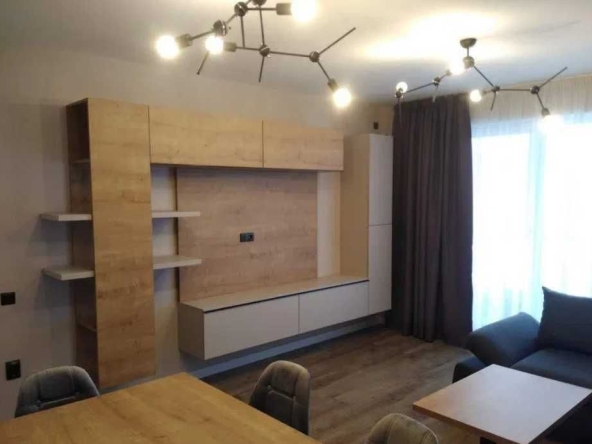 Дава се под наем Двустаен апартамент в Пловдив, Остромила - 60 кв.м за 239.7 € - Снимка #1