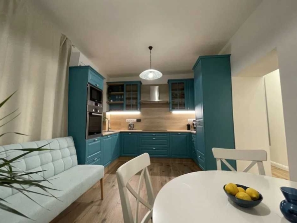 Дава се под наем Двустаен апартамент в Пловдив, Тракия - 58 кв.м за 423.3 € - Снимка #1