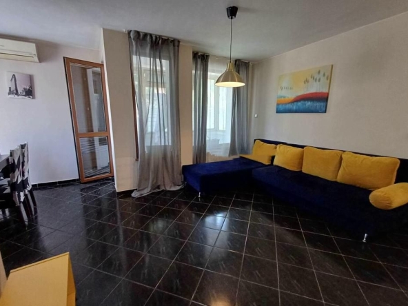 Дава се под наем Тристаен апартамент в София, Оборище - 95 кв.м за 700 € - Снимка #1