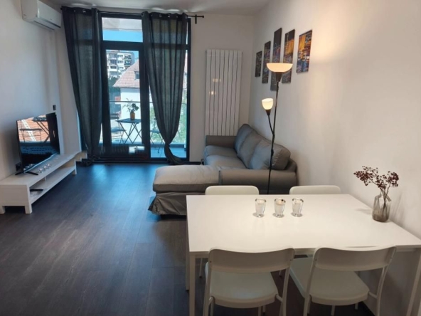 Дава се под наем Двустаен апартамент в София, Бъкстон - 55 кв.м за 849 € - Снимка #1