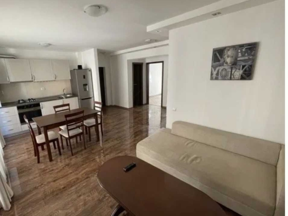 Дава се под наем Двустаен апартамент в Пловдив, Гагарин - 65 кв.м за 326.4 € - Снимка #1