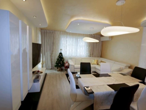 Дава се под наем Тристаен апартамент в София, Център - 119 кв.м за 1136.79 € - Снимка #1