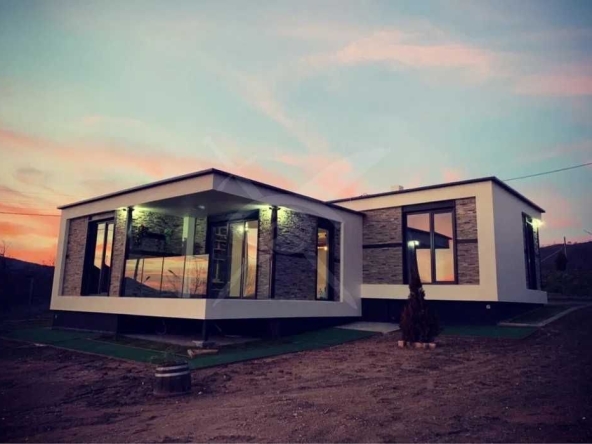 Къща в с. Иван Вазово, Област Пловдив - 115 кв.м за 1127 €/кв.м - Снимка #1