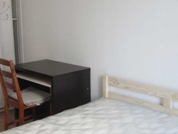 Дава се под наем Едностаен апартамент в Пловдив, Каменица 2 - 33 кв.м за 153 € - Снимка #1
