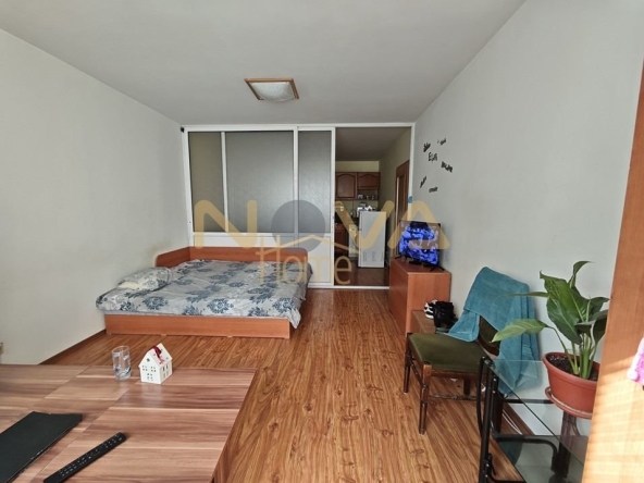 Двустаен апартамент в Варна, Левски - 88 кв.м за 1072 €/кв.м - Снимка #1