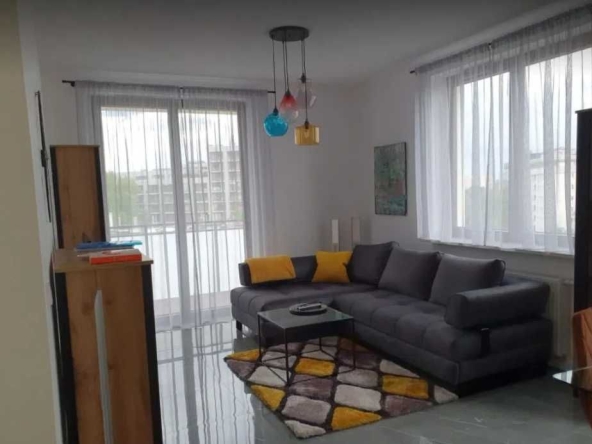 Дава се под наем Двустаен апартамент в Пловдив, Кючук Париж - 65 кв.м за 306 € - Снимка #1