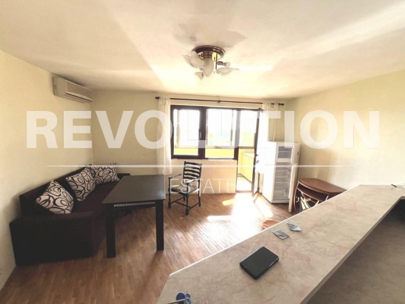 Дава се под наем Тристаен апартамент в Варна, Бриз - 93 кв.м за 450 € - Снимка #1