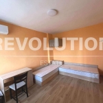 Дава се под наем Двустаен апартамент в Варна, Погреби - 42 кв.м за 300 € - Снимка #1