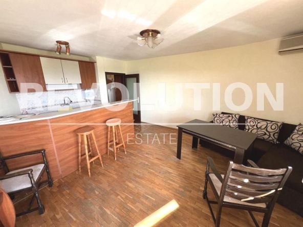 Дава се под наем Тристаен апартамент в Варна, Бриз - 93 кв.м за 450 € - Снимка #1