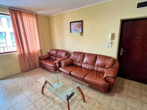 Дава се под наем Тристаен апартамент в с. Равда, Област Бургас - 90 кв.м за 350 € - Снимка #1