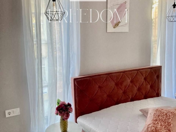 Дава се под наем Двустаен апартамент в Варна, Чайка - 65 кв.м за 698.19 € - Снимка #1