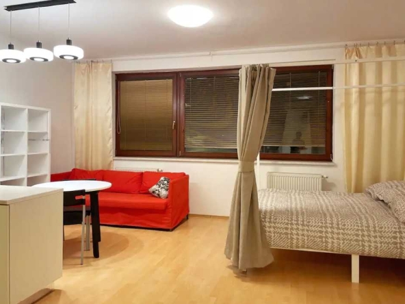 Дава се под наем Едностаен апартамент в Пловдив, Младежки Хълм - 34 кв.м за 200 € - Снимка #1