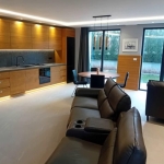 Дава се под наем Тристаен апартамент в София, Витоша - 115 кв.м за 970 € - Снимка #1