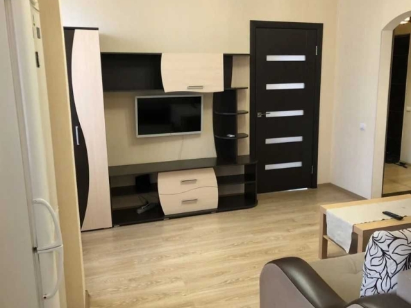 Дава се под наем Двустаен апартамент в Пловдив, Каменица 1 - 65 кв.м за 249.9 € - Снимка #1