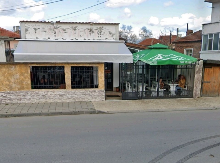 Дава се под наем Магазин в Ямбол, Каргон - 67 кв.м за 498.27 € - Снимка #1