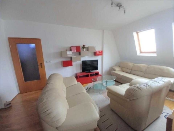 Дава се под наем Двустаен апартамент в София, Стрелбище - 67 кв.м за 459 € - Снимка #1