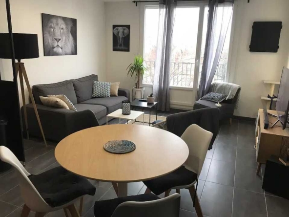 Дава се под наем Едностаен апартамент в Пловдив, Съдийски - 48 кв.м за 244.8 € - Снимка #1