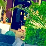 Дава се под наем Заведение в Благоевград, Идеален център - 85 кв.м за 2000 € - Снимка #1