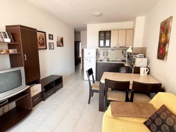 Тристаен апартамент в Свети Влас - 81 кв.м за 694 €/кв.м - Снимка #1