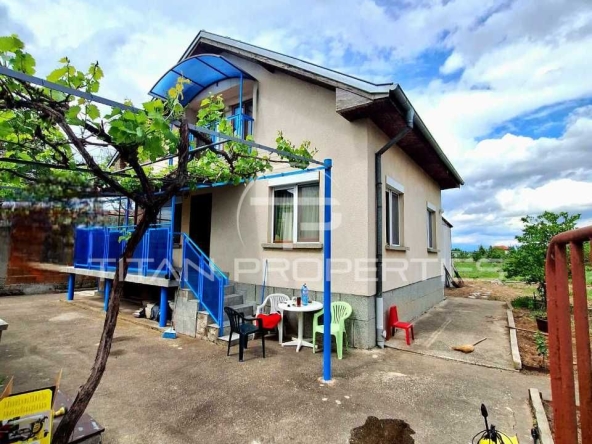 Къща в с. Граф Игнатиево, Област Пловдив - 110 кв.м за 1910 €/кв.м - Снимка #1