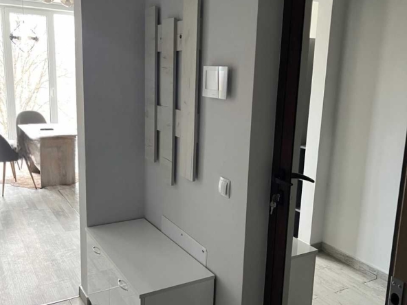 Дава се под наем Двустаен апартамент в София, Банишора - 56 кв.м за 663 € - Снимка #1