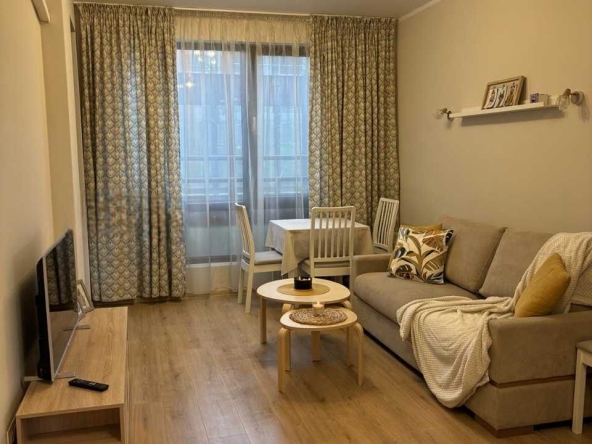 Дава се под наем Двустаен апартамент в София, Витоша - 60 кв.м за 765 € - Снимка #1