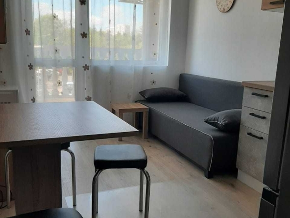 Дава се под наем Двустаен апартамент в Бургас, Зорница - 55 кв.м за 550 € - Снимка #1