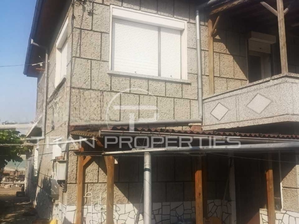 Къща в с. Цалапица, Област Пловдив - 200 кв.м за 625 €/кв.м - Снимка #1