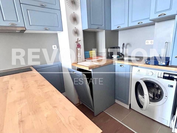 Дава се под наем Двустаен апартамент в Варна, Чаталджа - 75 кв.м за 700 € - Снимка #1