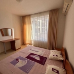 Дава се под наем Тристаен апартамент в к.к. Слънчев бряг - 90 кв.м за 350 € - Снимка #1