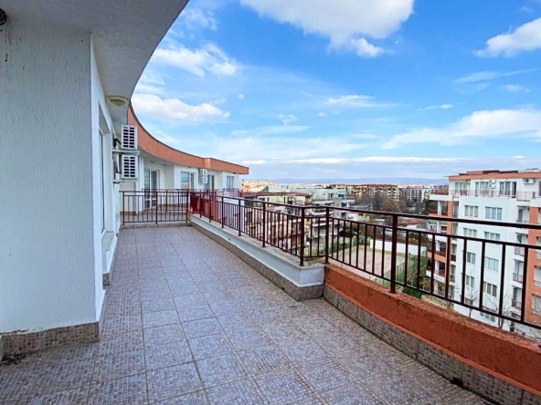 Тристаен апартамент в с. Равда, Област Бургас - 112 кв.м за 1384 €/кв.м - Снимка #1