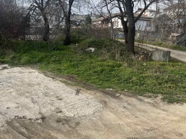 Парцел в Варна, Изгрев - 1960 кв.м за 100 €/кв.м - Снимка #1