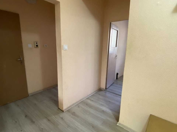 Тристаен апартамент в Пловдив, Кючук Париж - 86 кв.м за 1396 €/кв.м - Снимка #1