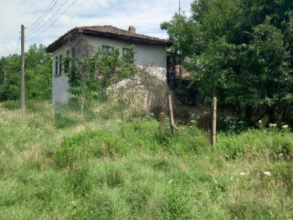 Къща в с. Градини, Област Добрич - 130 кв.м за 51 €/кв.м - Снимка #1