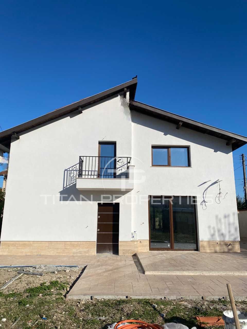 Къща в с. Войводиново, Област Пловдив - 156 кв.м за 1539 €/кв.м - Снимка #1