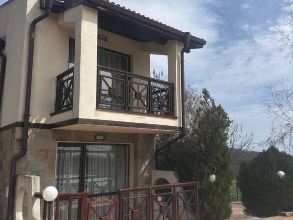 Къща в к.к. Слънчев бряг - 116 кв.м за 1250 €/кв.м - Снимка #1