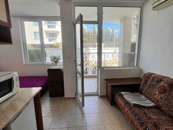 Едностаен апартамент в к.к. Слънчев бряг - 35 кв.м за 1200 €/кв.м - Снимка #1