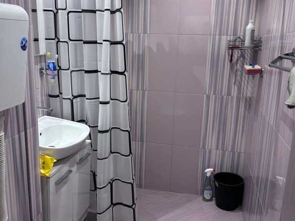 Дава се под наем Едностаен апартамент в София, Люлин 2 - 42 кв.м за 357 € - Снимка #1