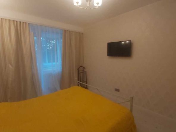 Дава се под наем Едностаен апартамент в София, Фондови жилища - 45 кв.м за 300 € - Снимка #1