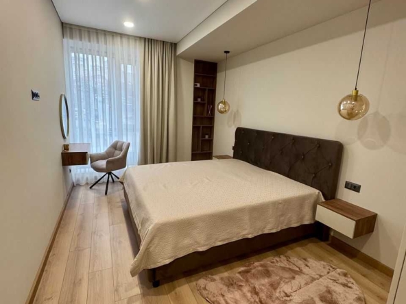 Дава се под наем Двустаен апартамент в София, Изгрев - 56 кв.м за 425 € - Снимка #1