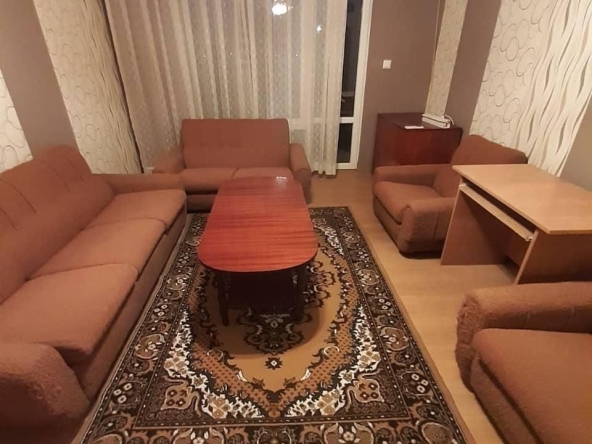 Дава се под наем Двустаен апартамент в Пловдив, Тракия - 68 кв.м за 300 € - Снимка #1